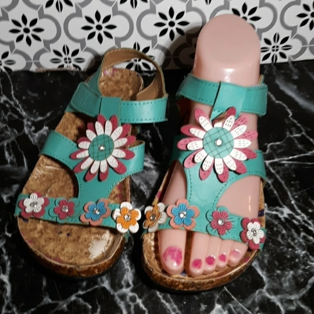 Link burk style sandles sz 3